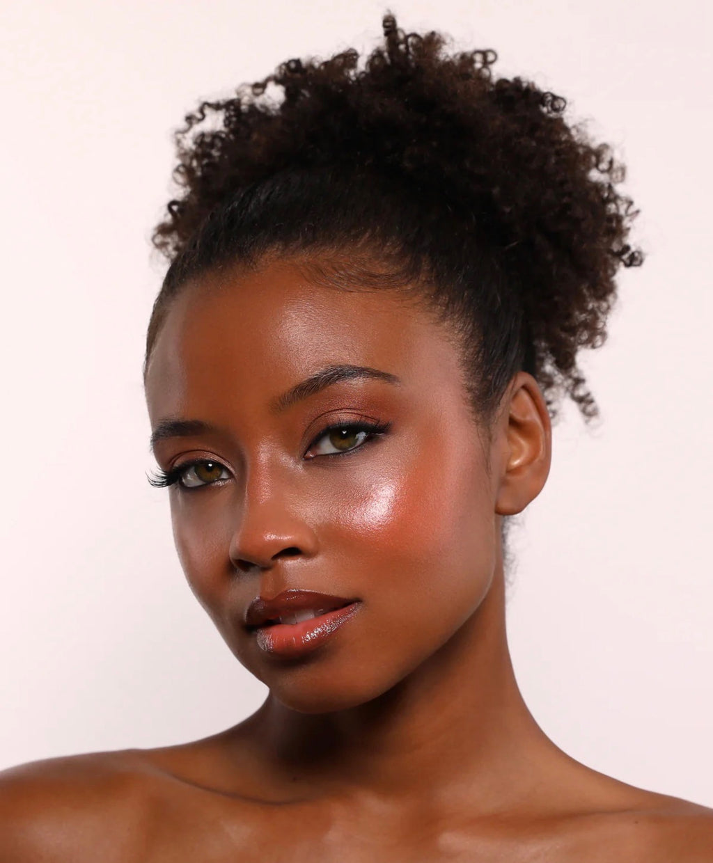 LOVE STEADY SHIMMER BLUSH (004, FLIRTATIOUS)