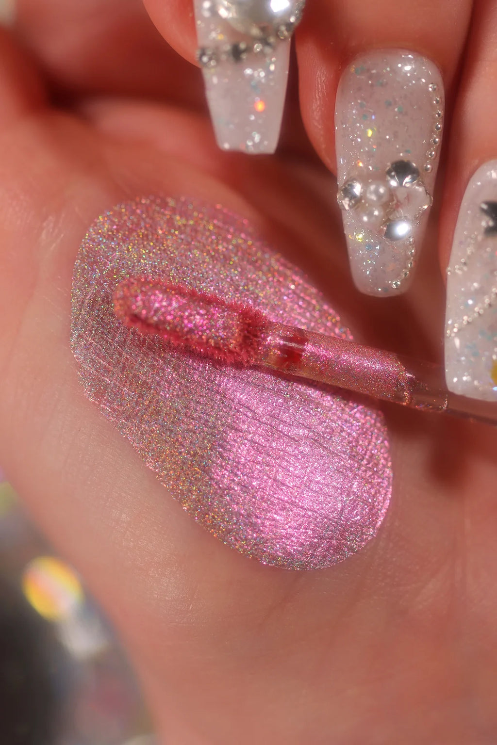 HOLOGRAPHIC MULTICHROME LIQUID GLITTER EYESHADOW - BLOSSOM