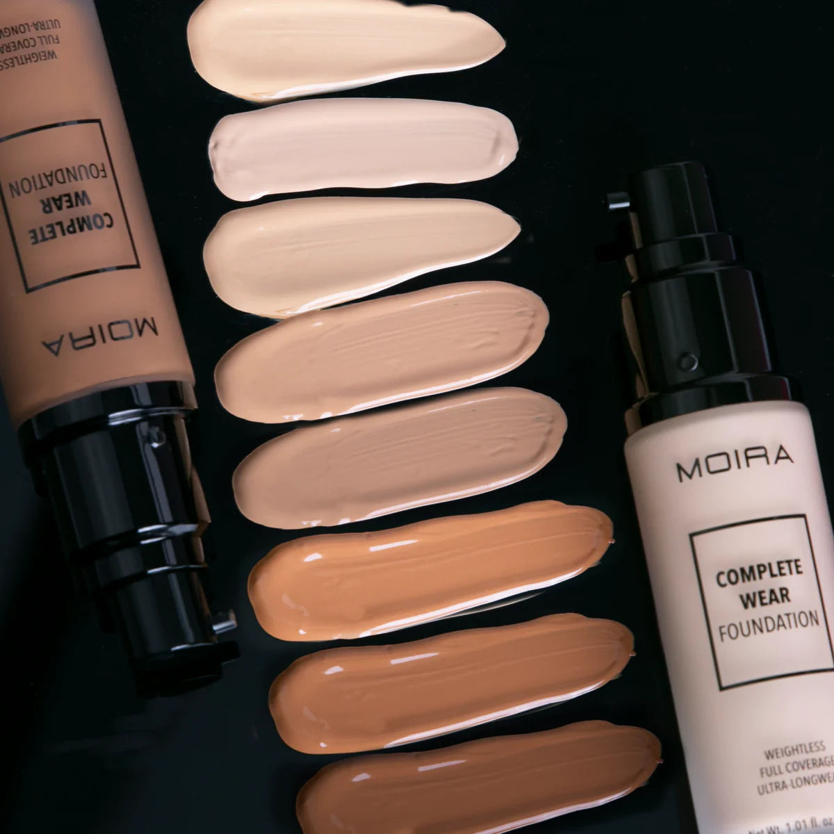 Moira COMPLETE WEAR™ FOUNDATION (200, BISQUE)