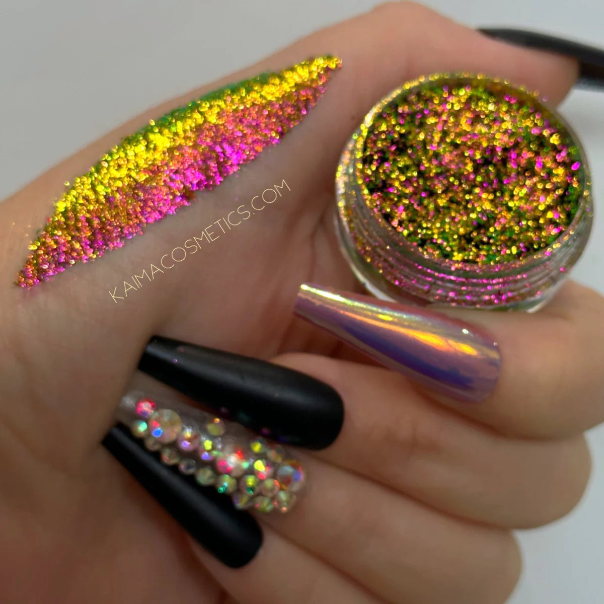 CHAMELEON EYESHADOW FLAKES - SUPREMACY ( NEW )