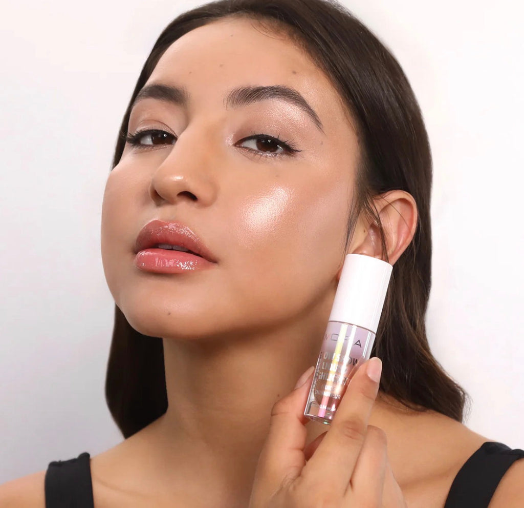 Moira GLOW SHOW LIQUID HIGHLIGHTER (006, CARAMEL BUTTER)