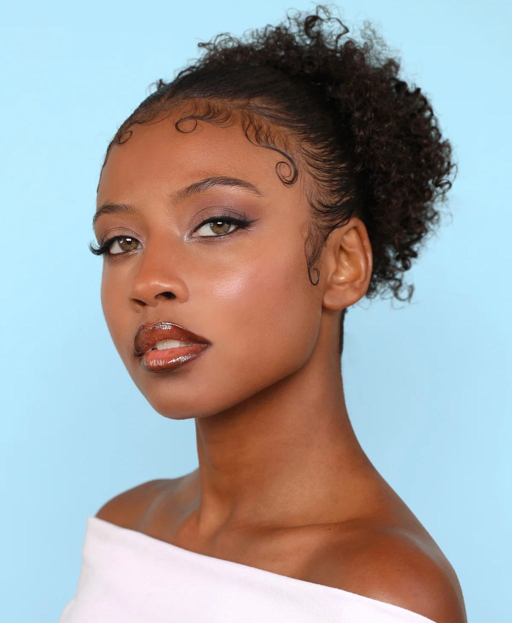 LIP CHIC LINER (006, EDGY)