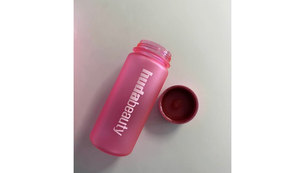 Huda Beauty Water Bottle, Pink, 550ml Capacity - PINK