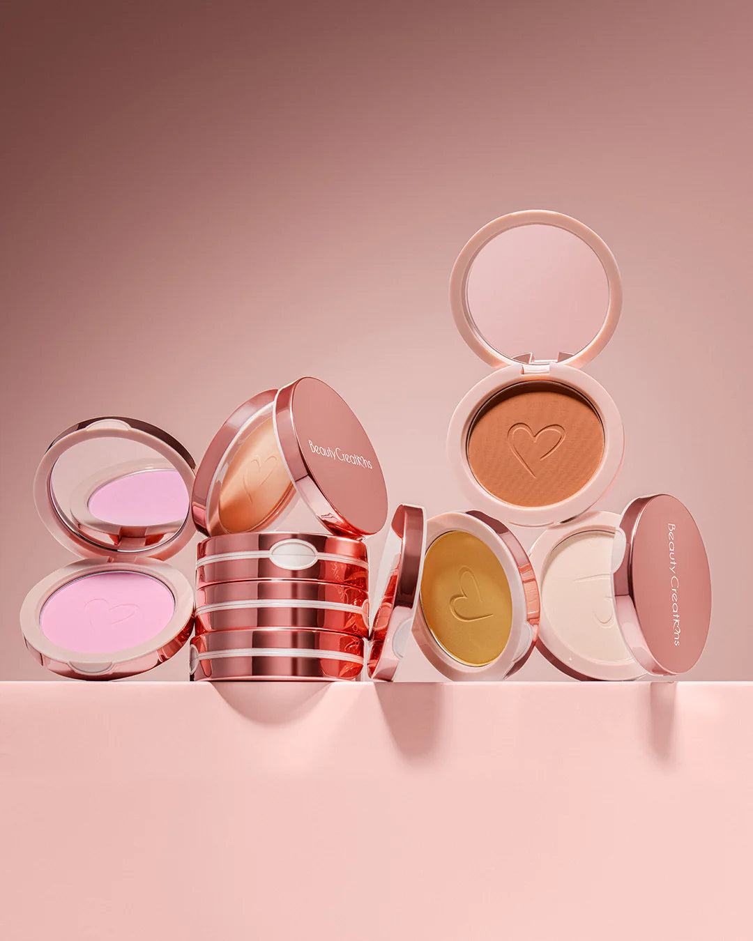 PRETTY PRESSED SETTING POWDER pink about it